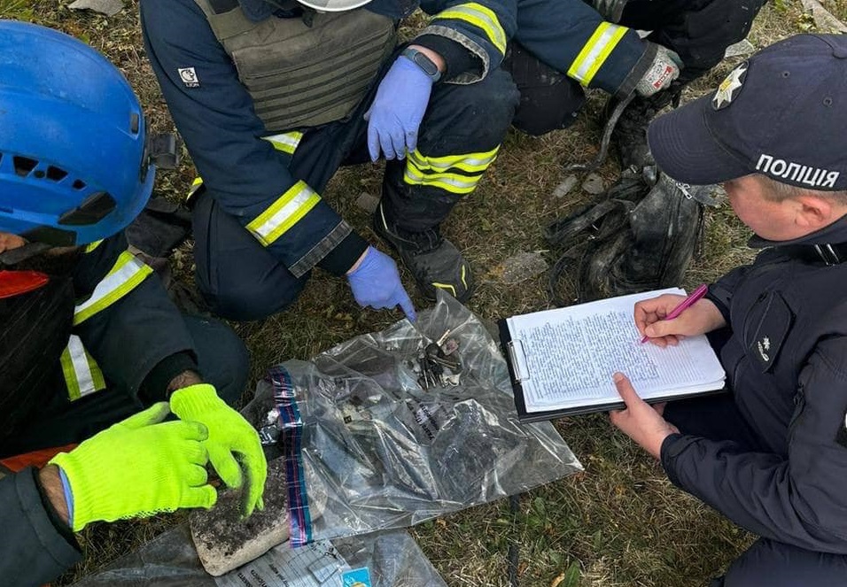 Зображення до:  Серед зниклих безвісти після удару по селу Гроза на Харківщині — двоє дітей