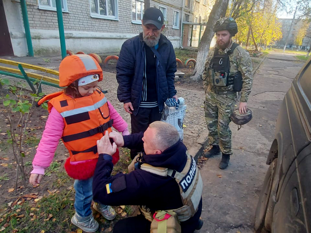 Зображення до:  З Куп’янщини евакуювали ще 12 дітей