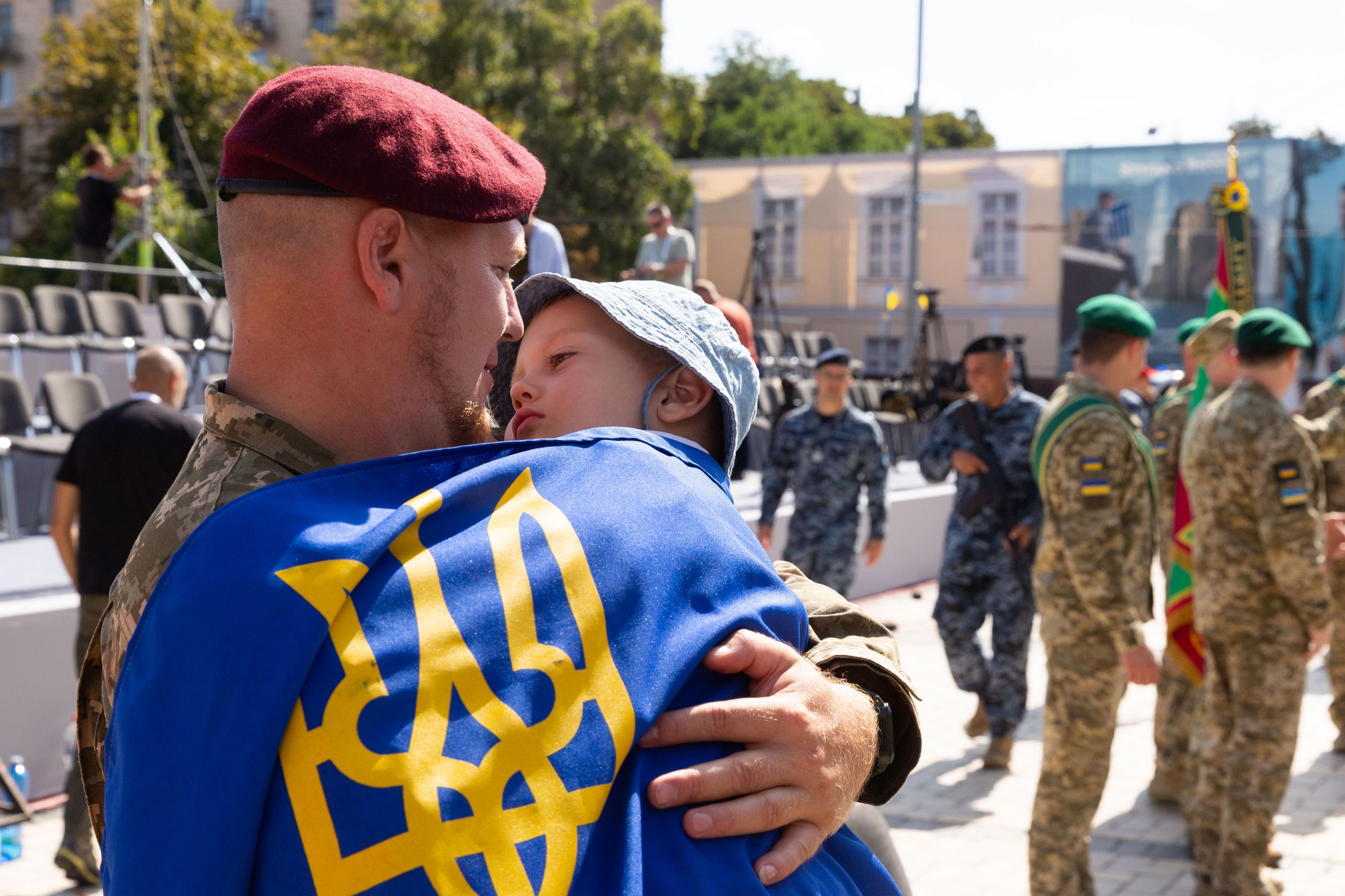 Зображення до:  Україна відзначає День захисників та захисниць: Харків зупинився у хвилині мовчання