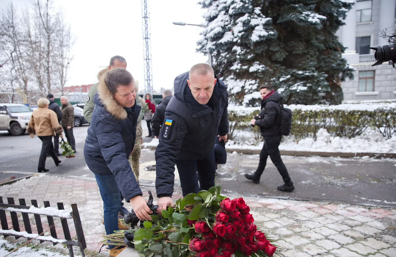 Зображення до:  Як у Харкові відзначали День гідності та свободи: фото