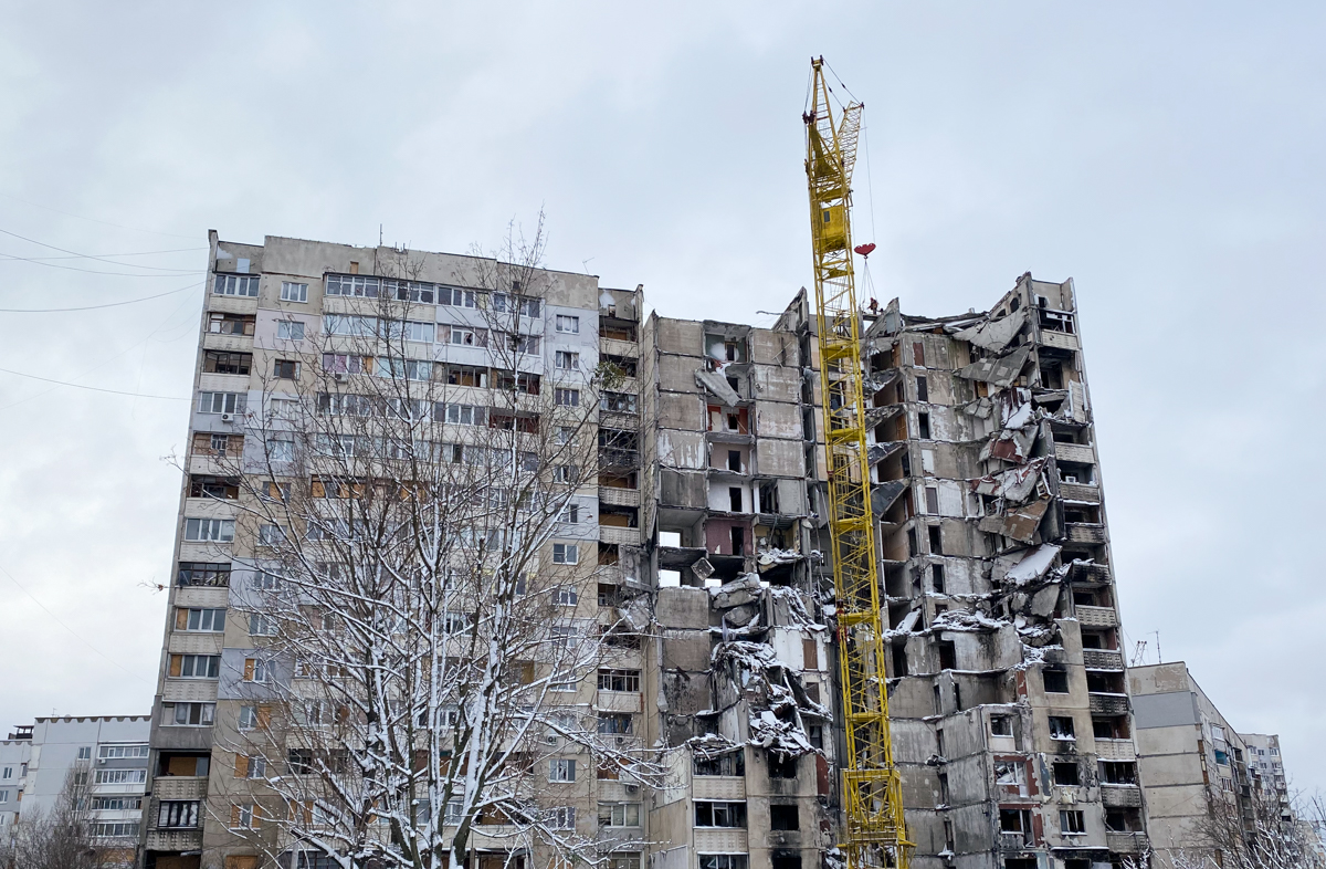 Зображення до:  «Найстрашніше пройшли»: будівельники розповіли про демонтаж будинку на Ужвій, 82