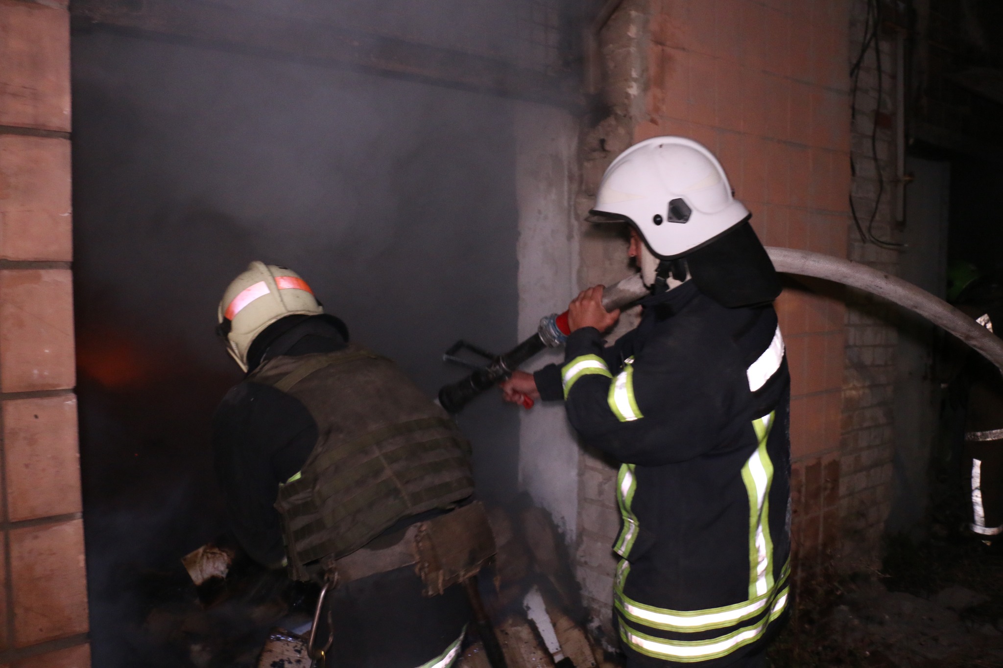 Зображення до:  Від обстрілів у Вовчанську спалахнули дві пожежі