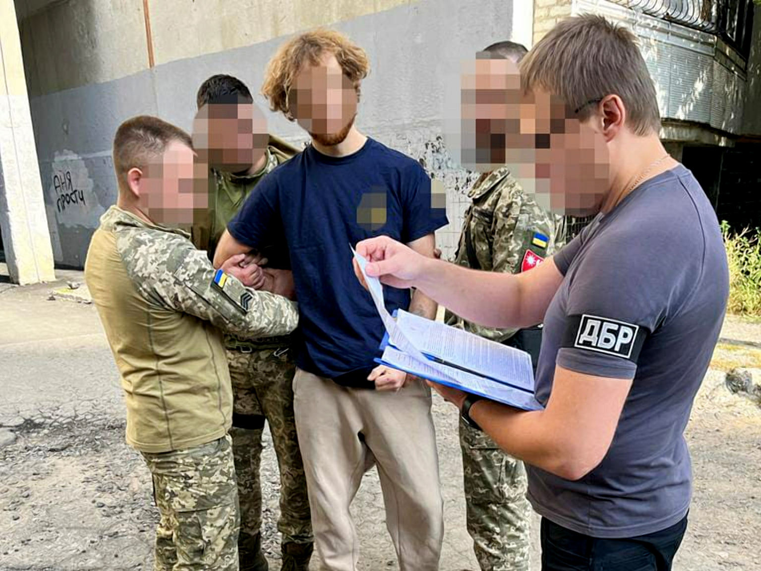 Зображення до:  Втік з військової частини та провокував правоохоронців: харків’янина судитимуть за дезертирство