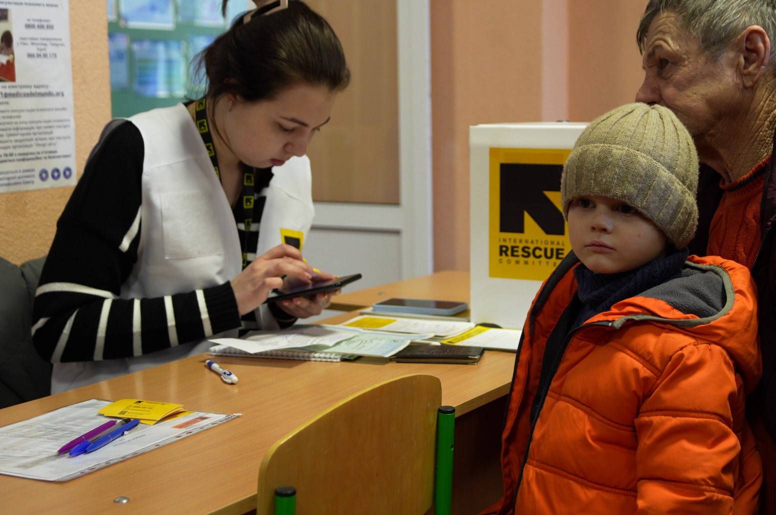 Зображення до:  Рада оборони Харківщини погодила примусову евакуацію дітей з 47 населених пунктів