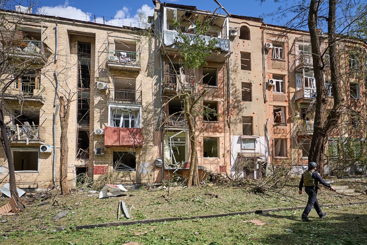 Зображення до посту: Харків після російського удару у Великдень: фото наслідків