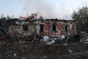 Зображення до посту: Двоє дітей постраждали під час обстрілу Чугуєва 25 серпня: фото наслідків