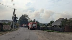 Зображення до посту: До чотирьох сіл на Ізюмщині повернули світло після лісової пожежі