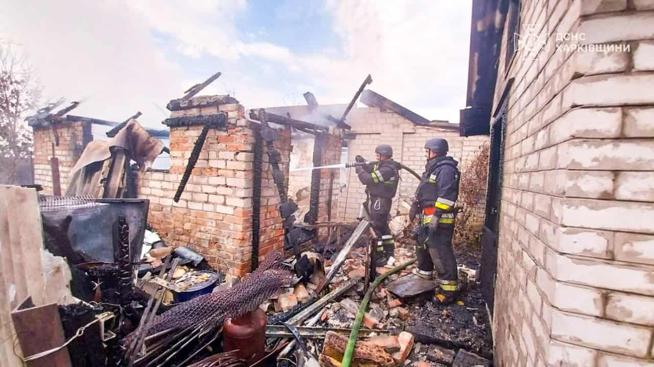 Зображення до:  У Боровій під повторний удар потрапили рятувальники: троє поранених