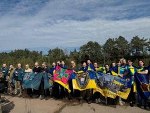 Зображення до посту: З російського полону звільнили 49 українців: повернулися Леніє Умєрова та Віктор Івчук