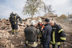 Зображення до посту: Удар по Основ’янському району Харкова вбив двох чоловіків та двох літніх жінок