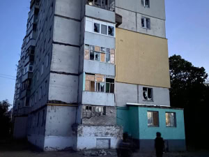 Зображення до посту: У Куп’янську від обстрілів пошкоджені будинки, горіла станція швидкої допомоги