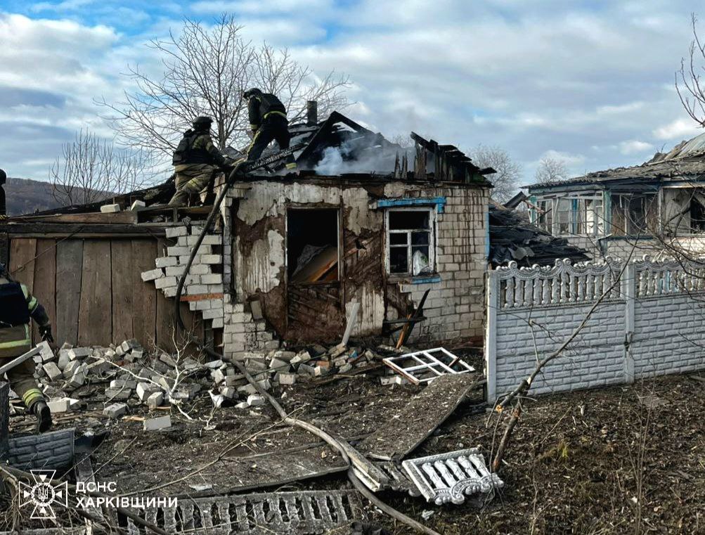 Зображення до:  У Куп’янській громаді КАБ влучив у будинок: троє постраждалих