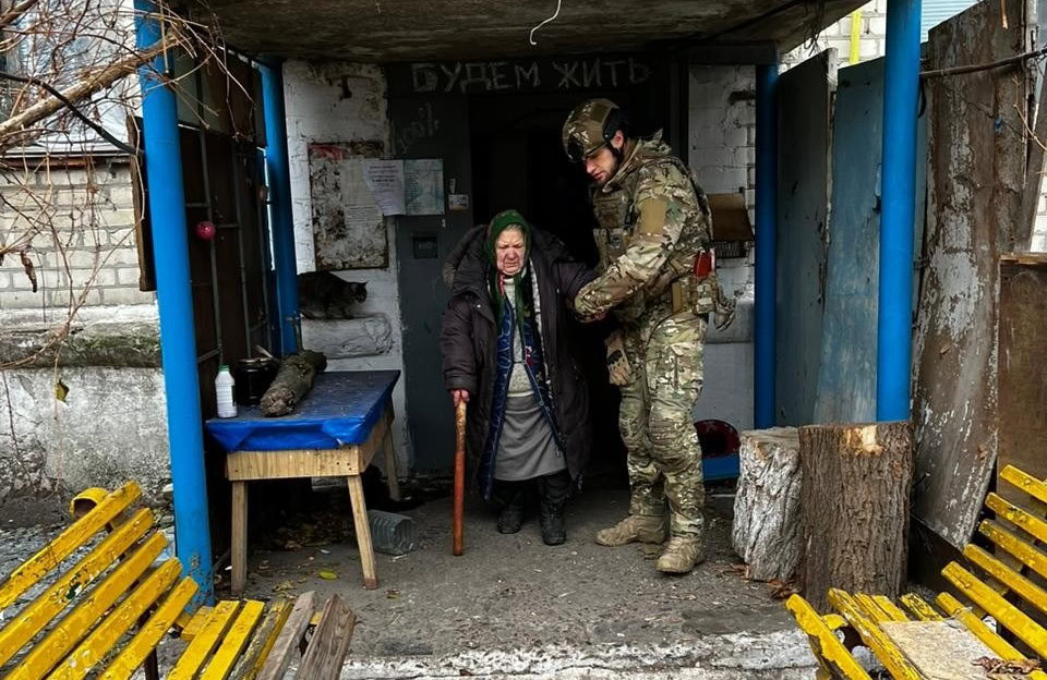 Зображення до:  На лівобережжі Осколу залишається понад тисяча людей