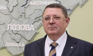 Зображення до посту: Зеленський подав у відставку: у Харківській облраді вважають заяву емоційною