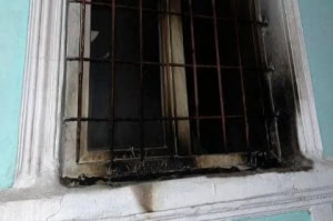 Зображення до посту: Двох юнаків з Харкова підозрюють у підпалах ТЦК