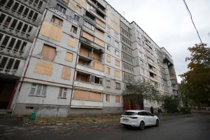 Зображення до посту: У міськраді пояснили рішення про демонтаж будинку на Метробудівників, 8: документи