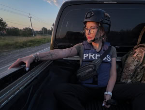 Зображення до посту: Харківська воєнна кореспондентка — у списку журналістів року ІМІ