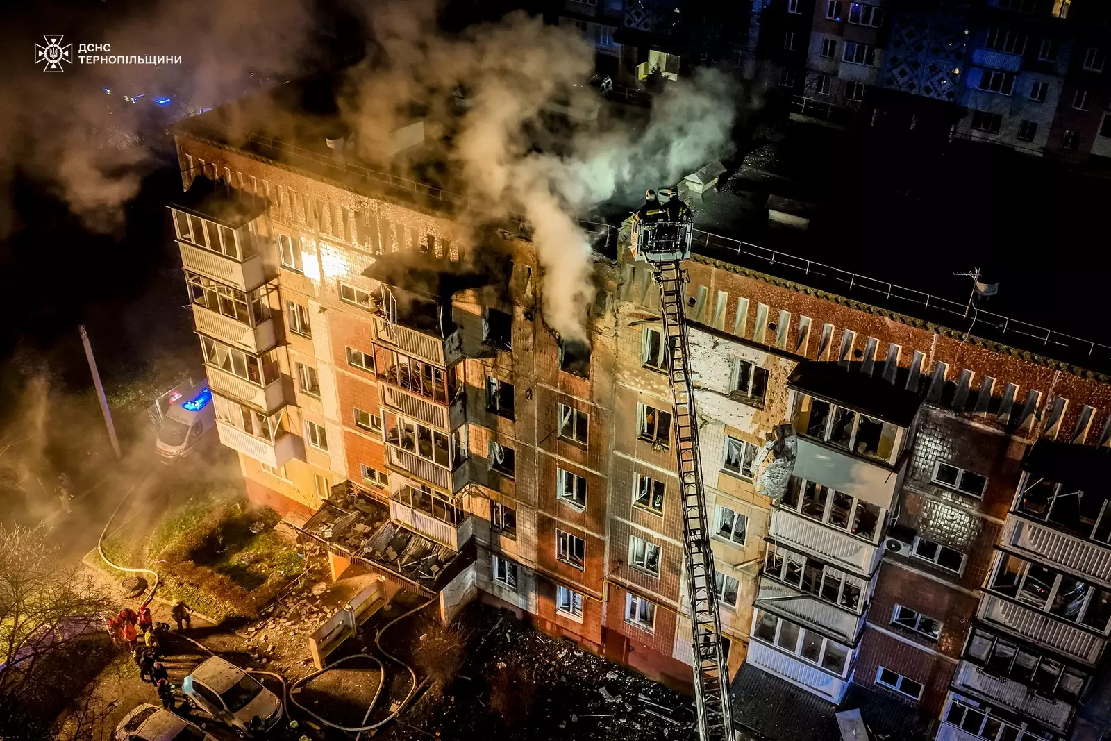 Зображення до:  Російський безпілотник влучив у п’ятиповерхівку в Тернополі: загинув житель, є поранені