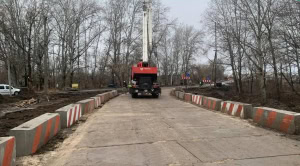 Зображення до посту: У Балаклії відкрили проїзд через відремонтований міст