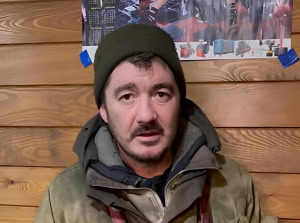 Зображення до посту: Бійці 57 бригади взяли полоненого на Вовчанському напрямку: що він розповідає