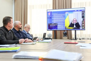 Зображення до посту: Харківська облрада ухвалила звернення на підтримку Зеленського