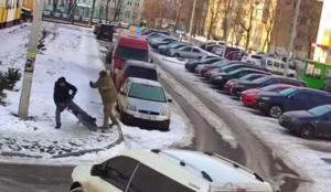 Зображення до посту: У Харківському обласному ТЦК назвали утікачем чоловіка, якого зіштовхнули з велосипеда