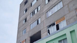 Зображення до посту: Російська армія вдарила авіабомбою по підприємству на околиці Харкова