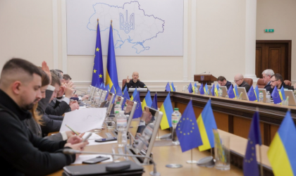 кабмін уряд кабінет міністрів шмигаль