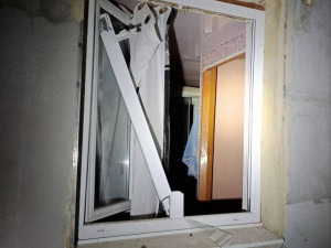 Зображення до посту: Російський КАБ вдарив по селу Золочівської громади: постраждали жінка та дитина