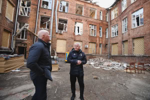 Зображення до посту: Харківський медуніверситет після обстрілу потребує ремонту корпусу-пам’ятки