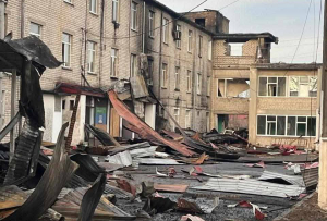 Зображення до посту: Золочів після обстрілу: у лікарні відновлюють роботу