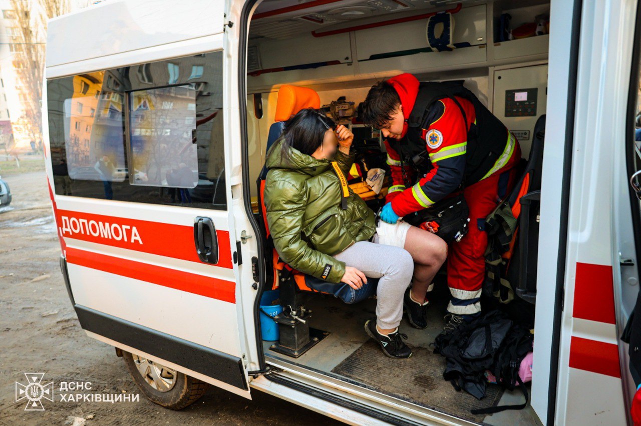 Зображення до:  Понад 30 будинків пошкоджені внаслідок обстрілу Харкова: фото