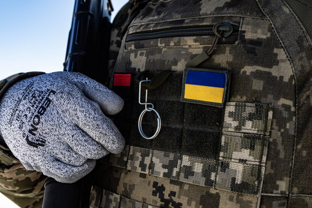 Зображення до:  «Їх таких тисячі — тих, хто дивився смерті в очі» 