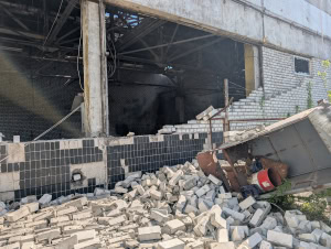 Зображення до посту: Під час обстрілу Харкова пошкодило підприємства: наслідки влучань у Шевченківському районі