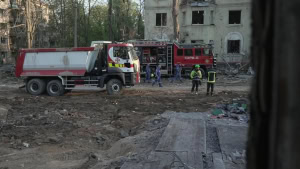 Зображення до посту: У Києві завершили пошукові роботи після обстрілу 24 квітня: загинули 12 людей