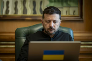 Зображення до посту: В Україні перенесли День захисту дітей — президент підписав указ