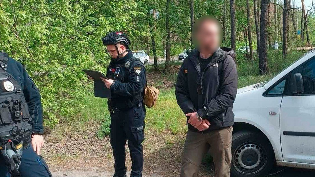 Зображення до:  У Харкові затримали чоловіка, який погрожував ножем працівнику ТЦК