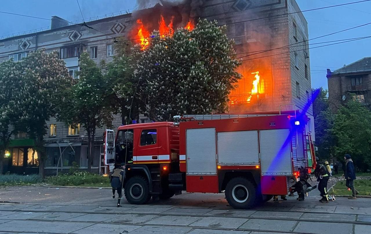 Зображення до:  Російська армія вдарила по Києву: загинули двоє людей, спалахнули пожежі