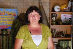 Зображення до посту: Російський дрон вбив помічницю старости у Дергачівській громаді: її поховали у дворі