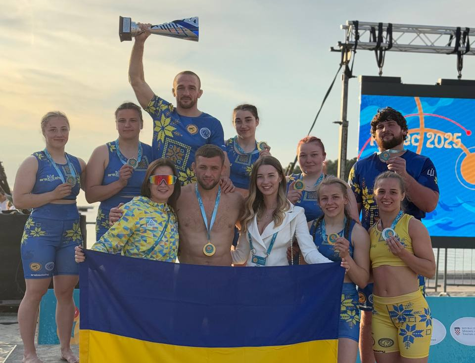 Зображення до:  Харків’яни вибороли чотири медалі на етапі світової серії з пляжної боротьби