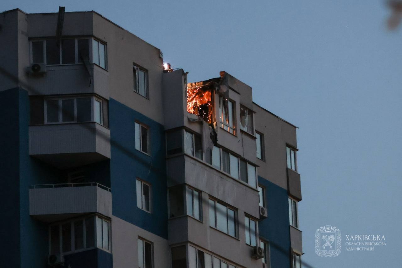 Зображення до:  Армія рф вдарила по Харкову ракетами й дронами: є влучання в житло