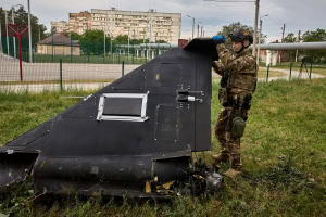 Зображення до посту: Один з російських дронів, що вдарив по Харкову, не розірвався: фото