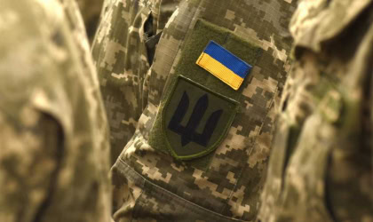 Військовий у формі
