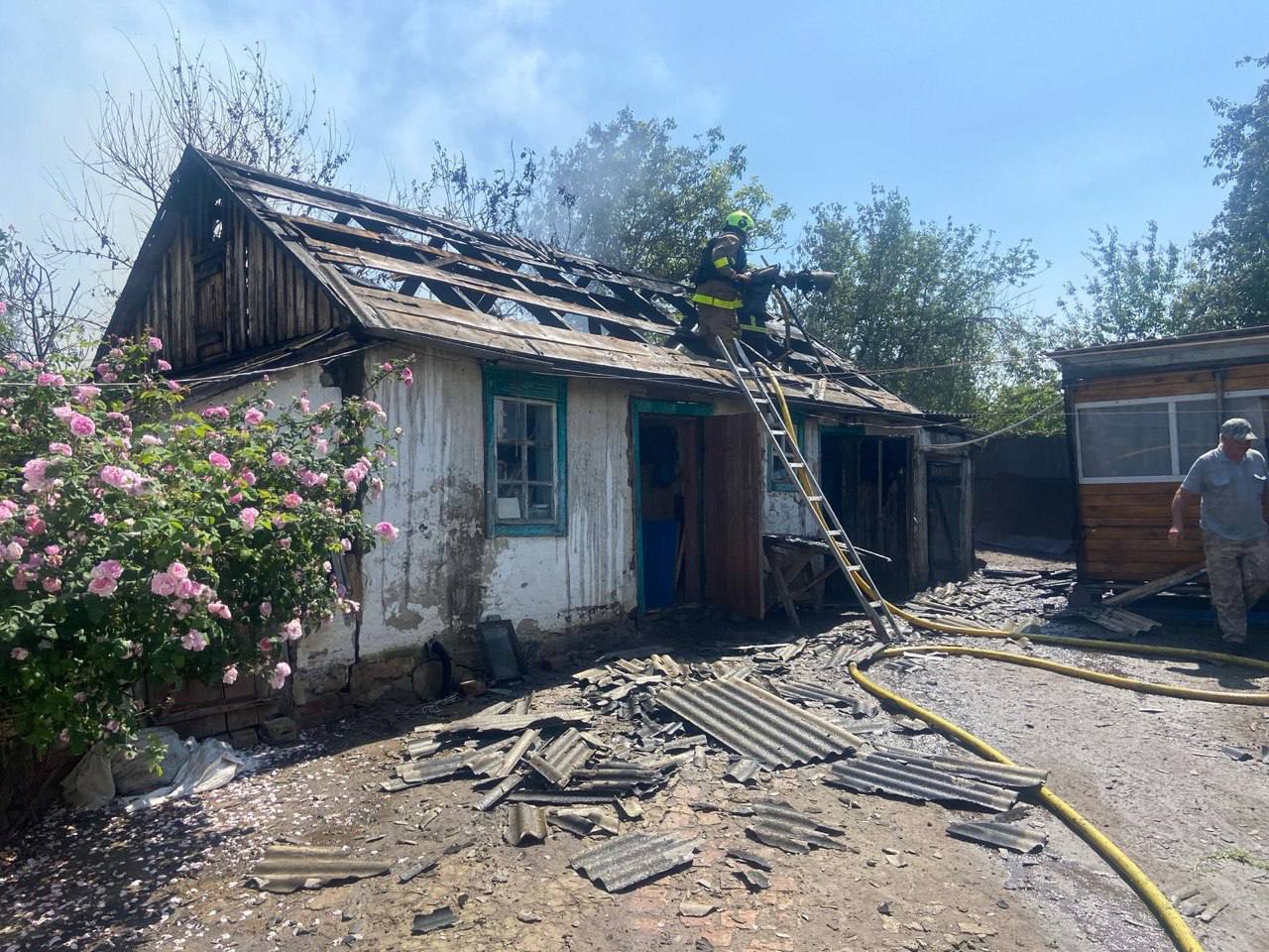 Зображення до:  росія вдарила по Чистоводівці Ізюмського району: троє загиблих