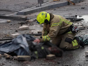 Зображення до посту: У Києві під час обстрілу загинули троє рятувальників