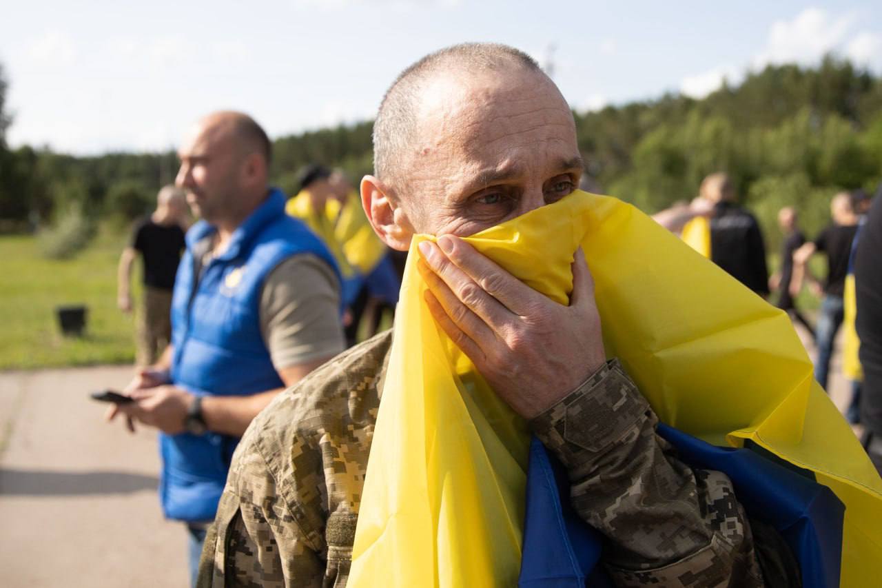 Зображення до:  Під час нового етапу обміну полоненими звільнили вісьмох захисників з Харківщини