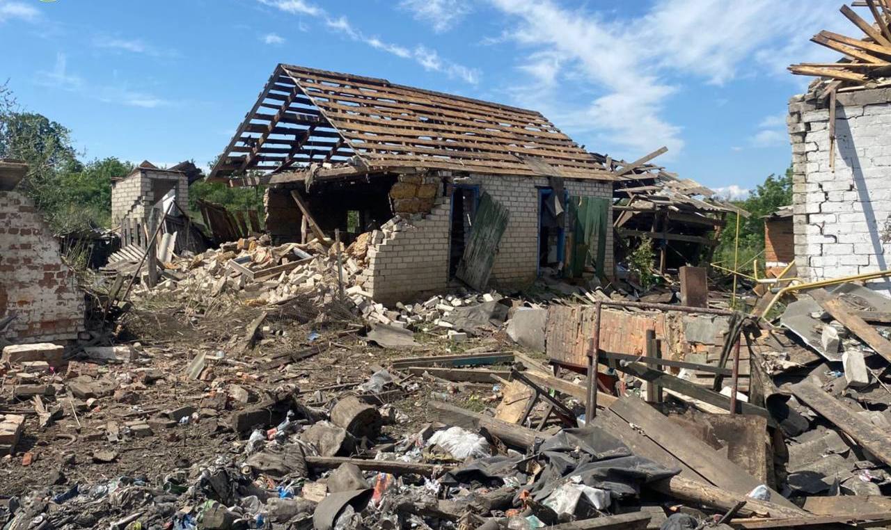 Зображення до:  У Григорівці від обстрілу пошкоджені будинки, в Ізюмі — кав’ярня