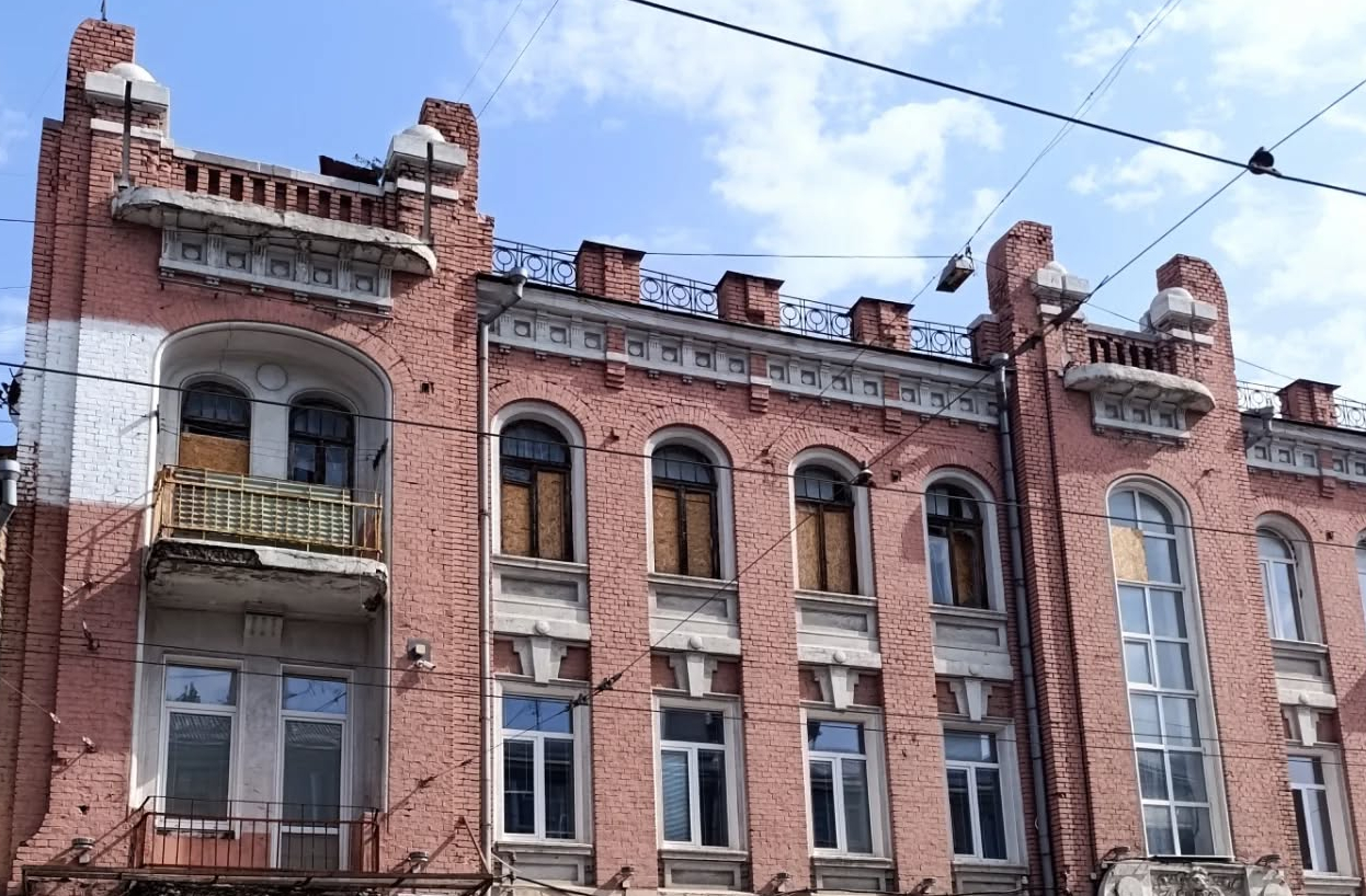 Зображення до:  У Харкові внаслідок обстрілів 11 липня пошкодило 10 об’єктів культурної спадщини