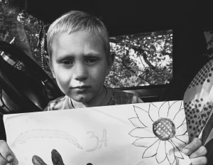 Зображення до посту: У Богодухівській громаді розповіли про хлопчика, якого вбив російський дрон