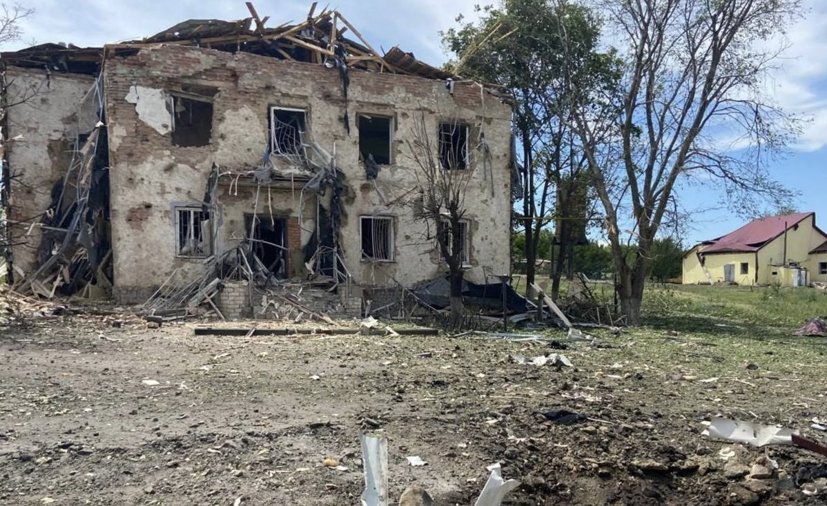 Зображення до:  У Купʼянському районі від авіаударів постраждали шестеро людей